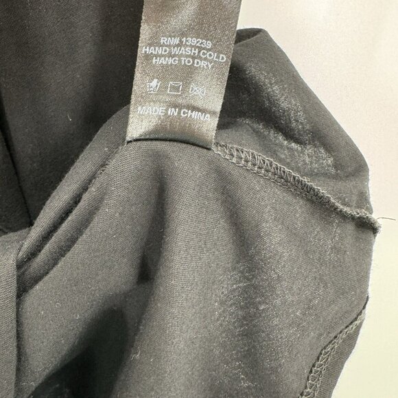 Tuckernuck Black Kayne Tee size M Medium Crew Neck Dropped Shoulder T-Shirt Boxy - Picture 5 of 7